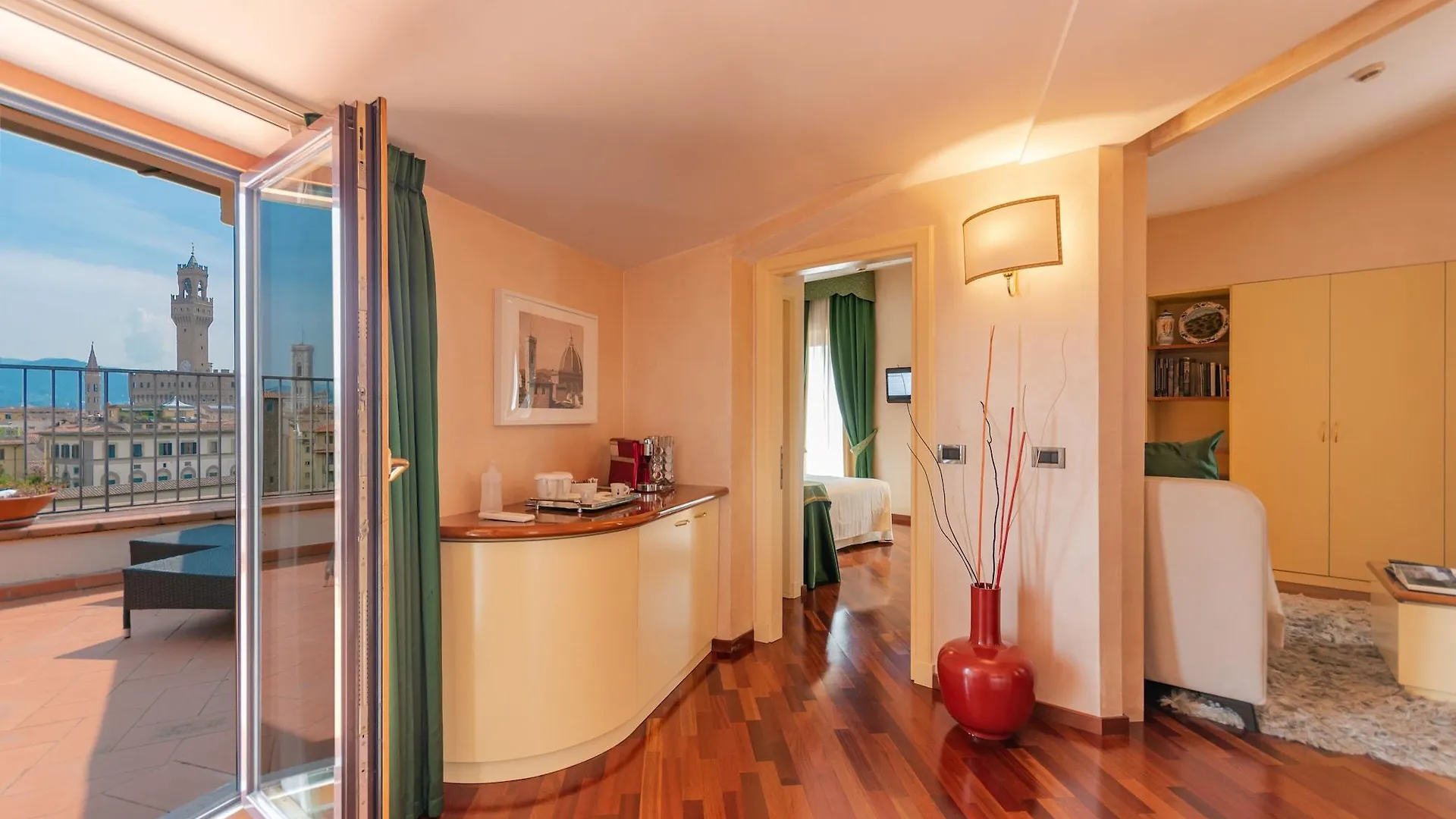 B&B Hotel Firenze Pitti Palace Al Ponte Vecchio 4*, Florence